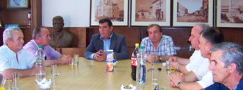 Општината ги награди крводарителите