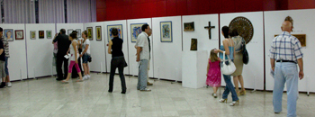 Oтворена изложбата „Самоуки 2010“