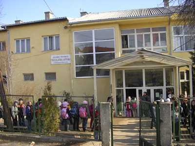 Се испитува случајот на истепаниот ученик