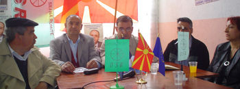 Никој нема евтино да ги купува Ромите !