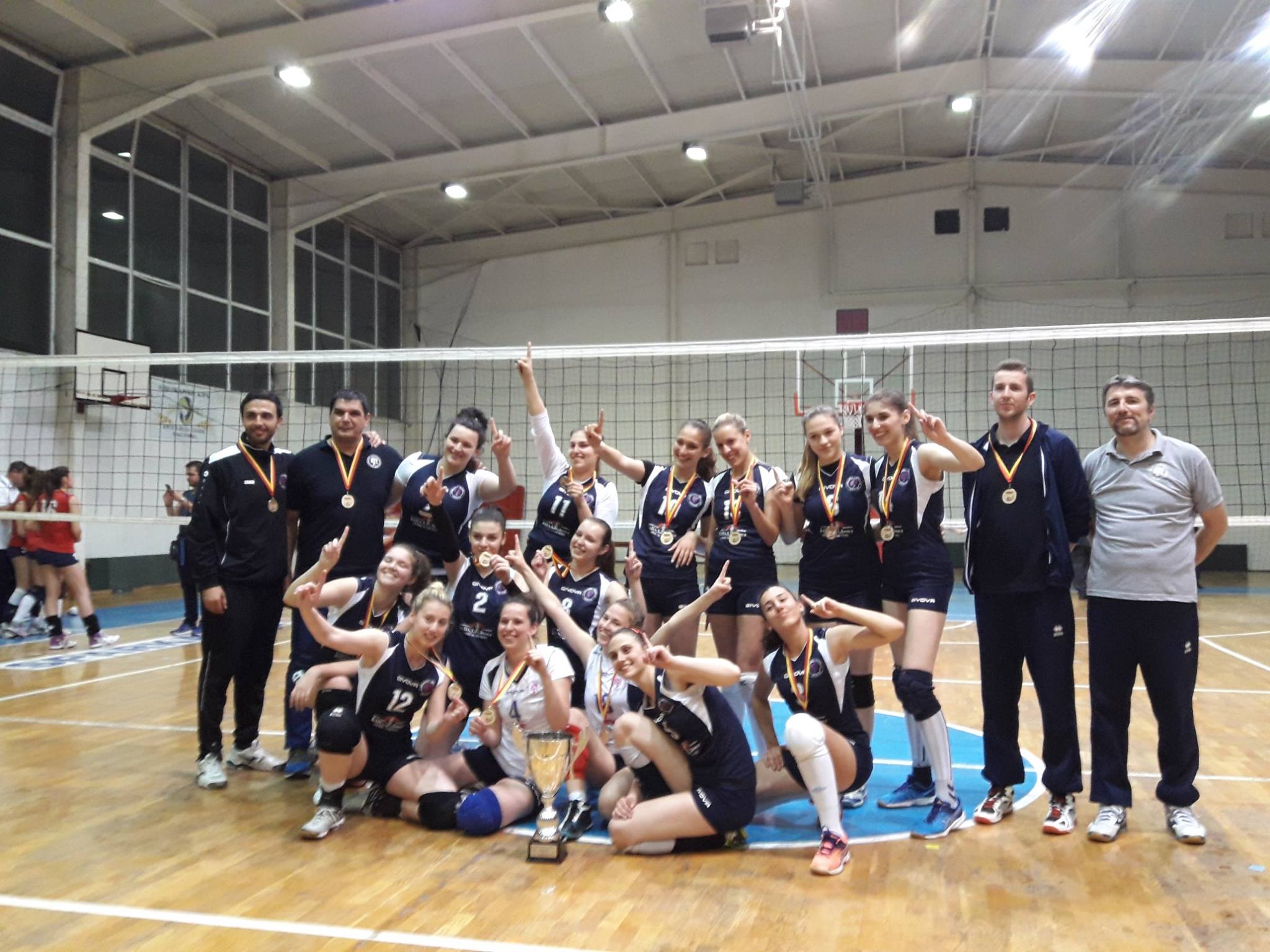 Кумановските одбојкарки државни шампионки