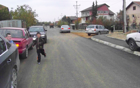 Асфалтирани две улици во Черкеско село
