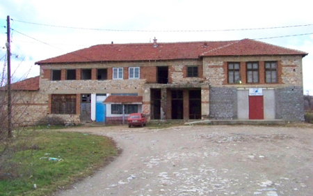 Во Никуљане украле крава од штала