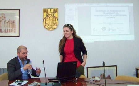 Со стерилизација ќе се намалат кучињата скитници