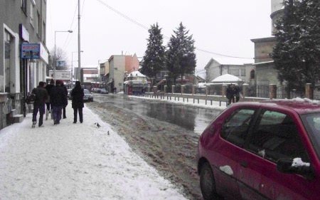 Граѓаните не се фаќаат за лопата