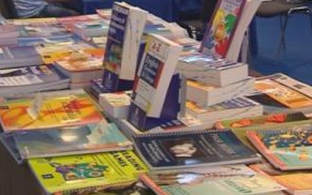 Мини саем на книга во Градската библиотека